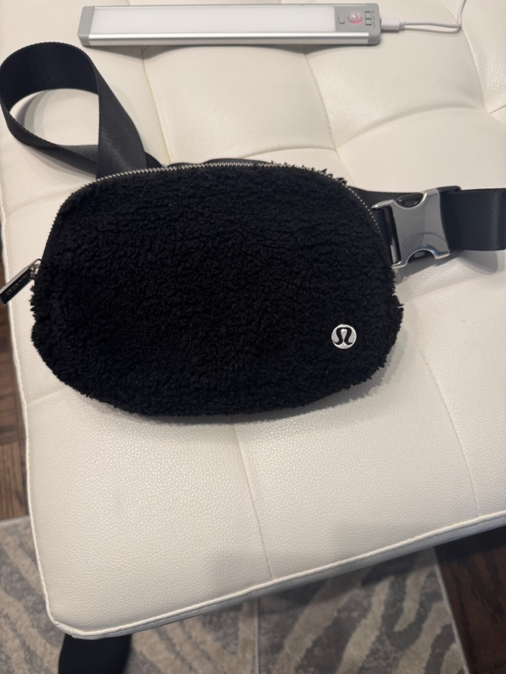 Lululemon Faux Sherpa Fleece Everywhere Belt Bag-gently used - Picture 2 of 11